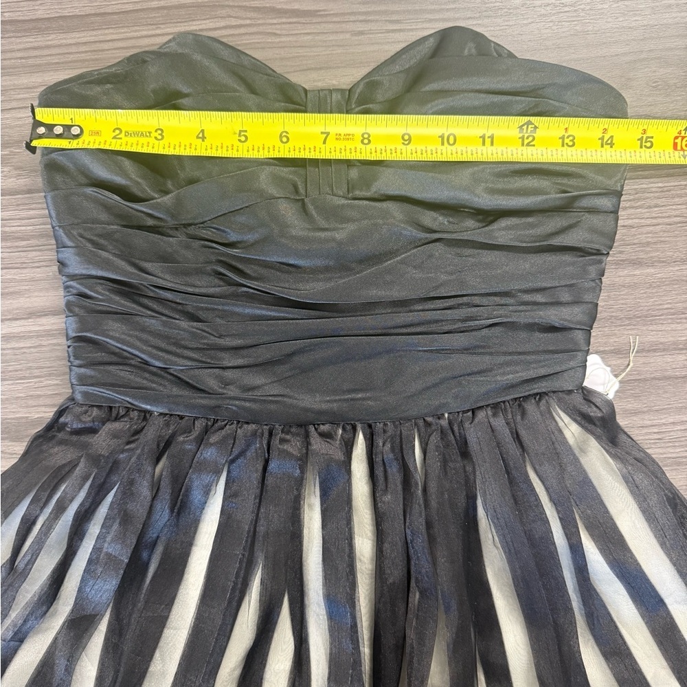 Betsy Johnson Rouched Corset, Fit And Flare Black Babydoll Dress Size 4 - Picture 14 of 16
